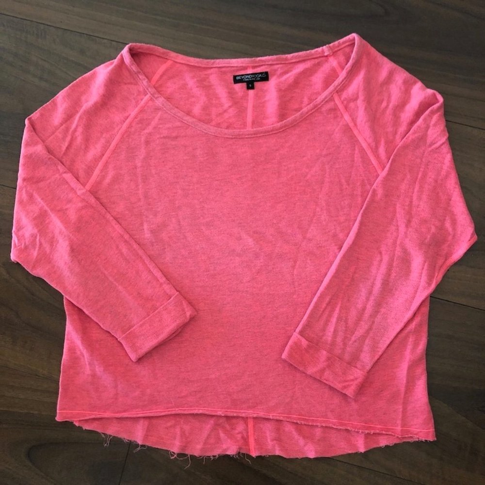 Beyond Yoga Long Sleeve Crop Crewneck Pink Pullover - Size S